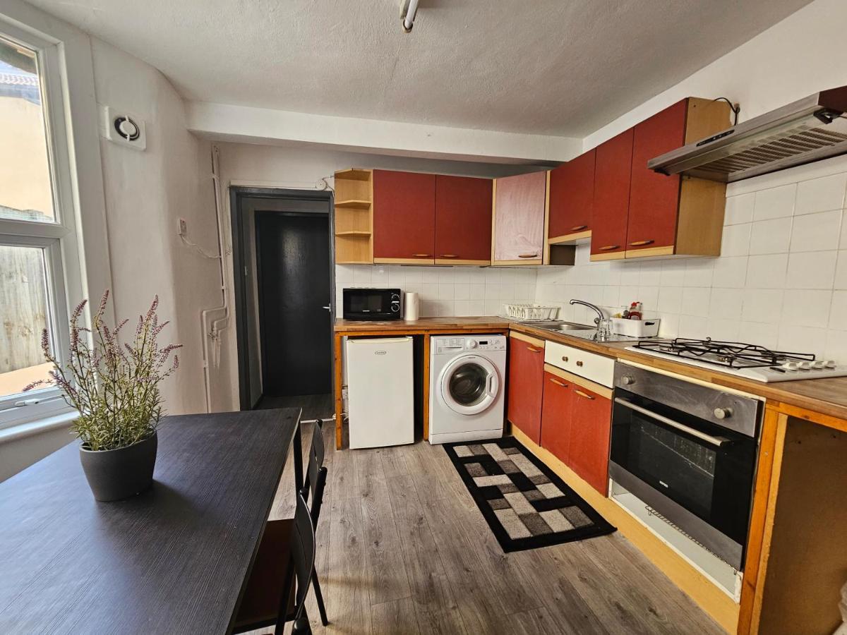 Family Room Near Queen Mary College لندن المظهر الخارجي الصورة