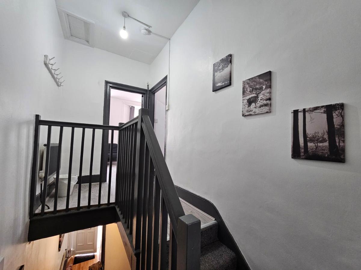 Family Room Near Queen Mary College لندن المظهر الخارجي الصورة