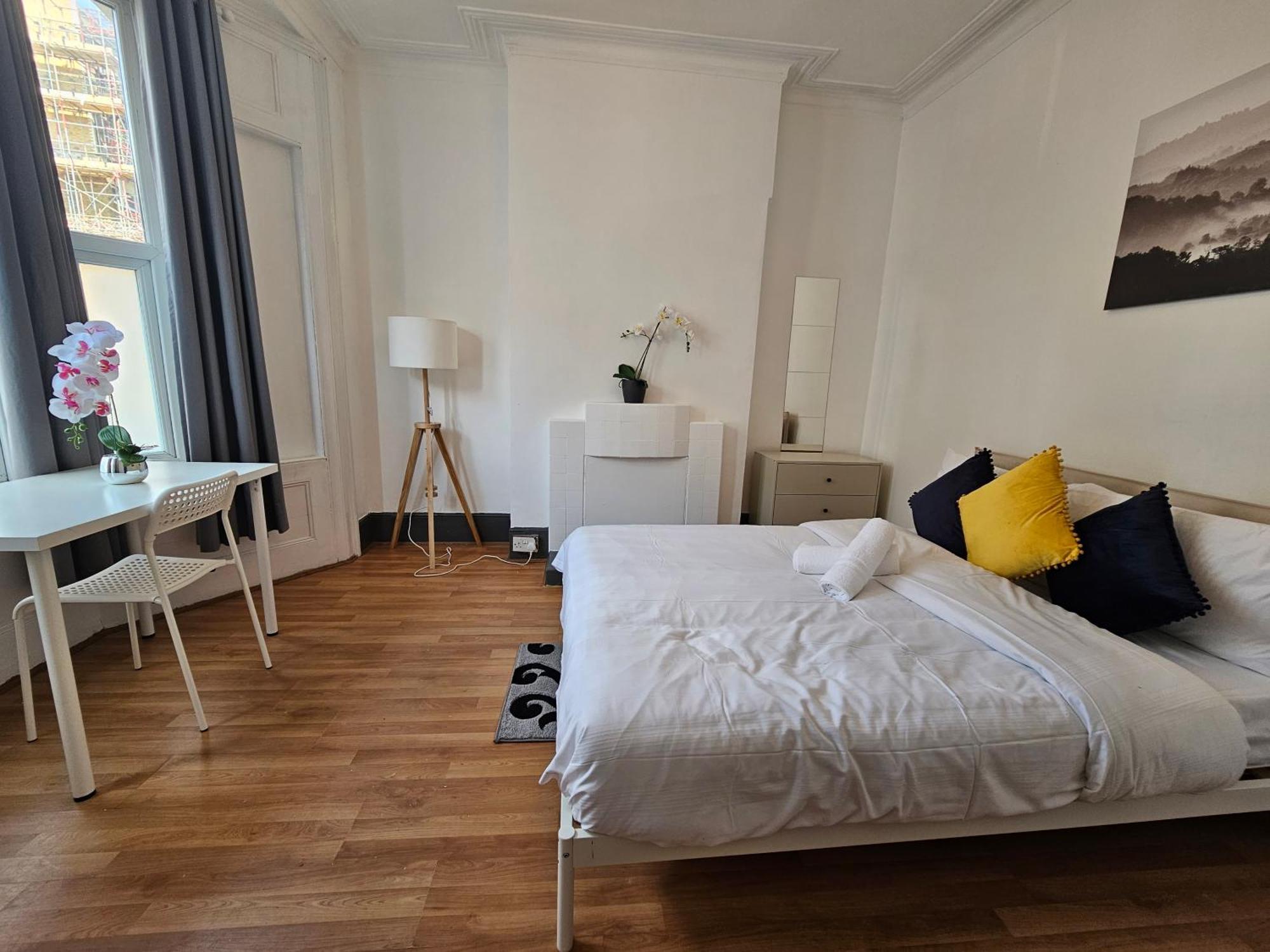 Family Room Near Queen Mary College لندن المظهر الخارجي الصورة