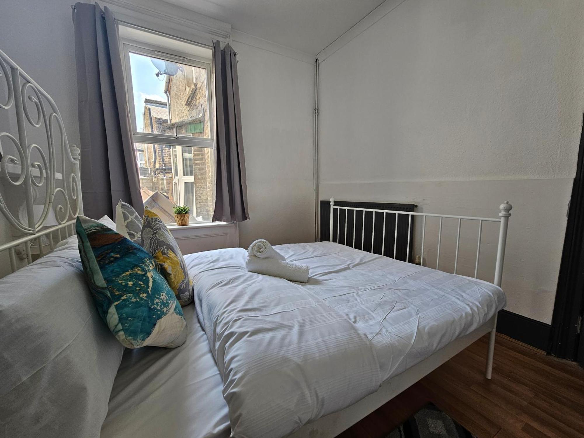 Family Room Near Queen Mary College لندن المظهر الخارجي الصورة