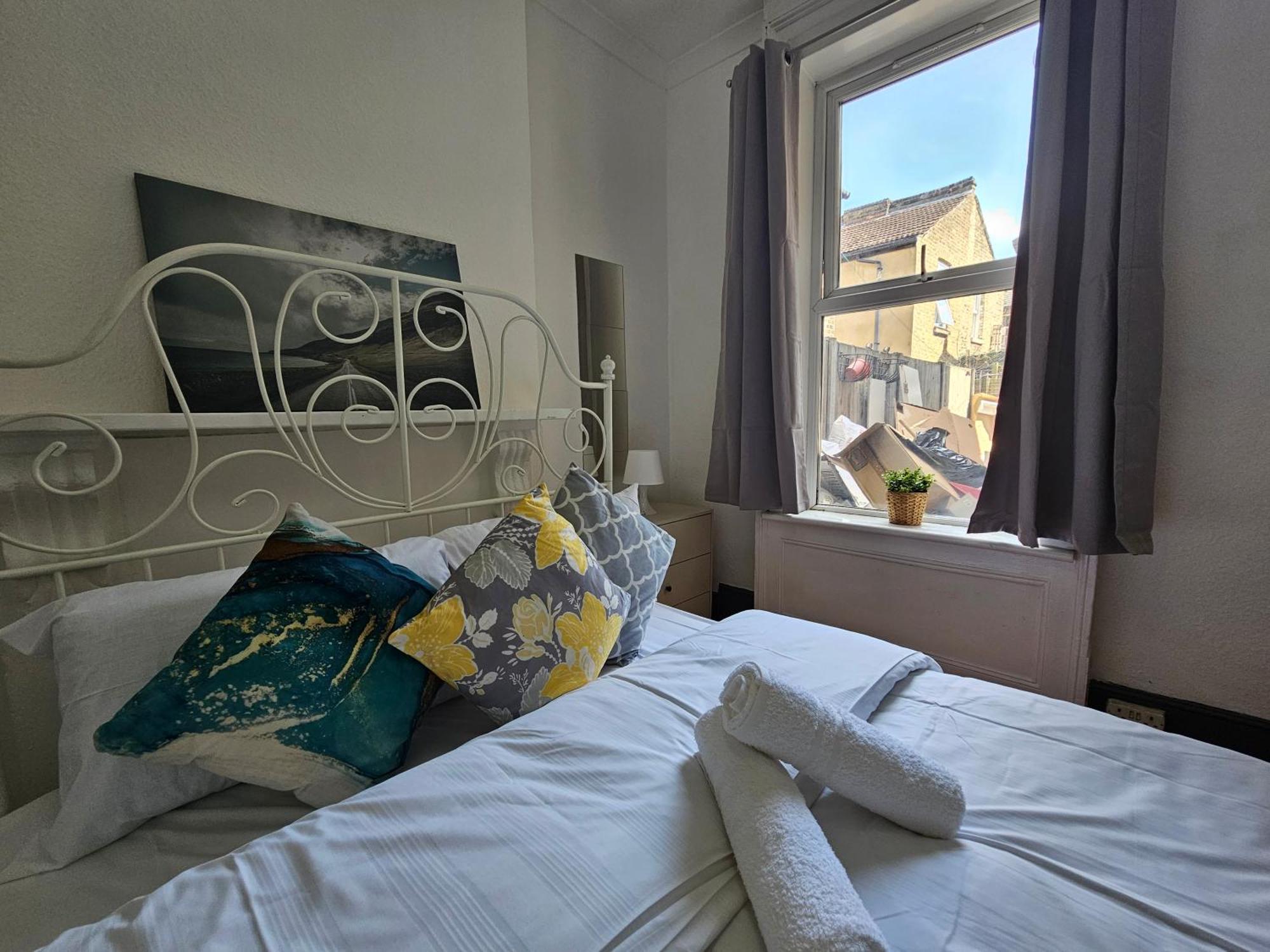 Family Room Near Queen Mary College لندن المظهر الخارجي الصورة