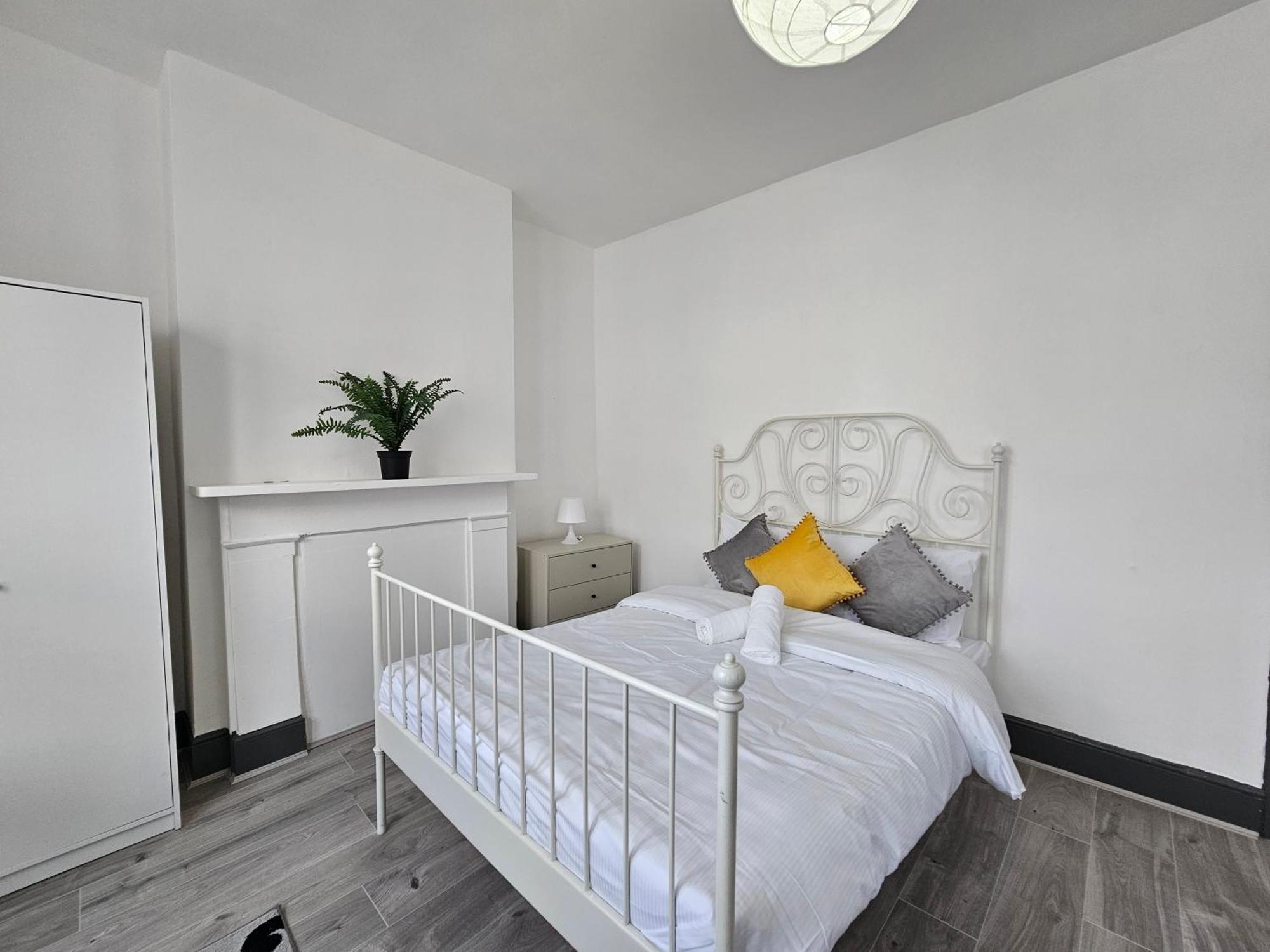 Family Room Near Queen Mary College لندن المظهر الخارجي الصورة